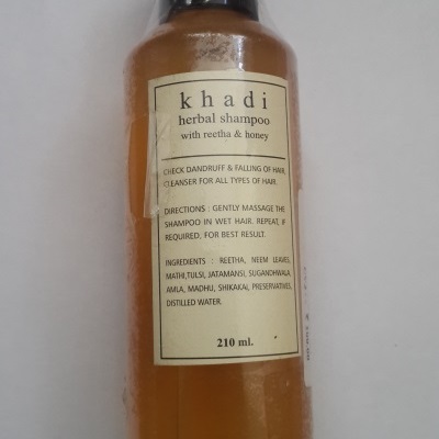 Натуральный травяной шампунь (Кхади) Ритха и мед/210ml.